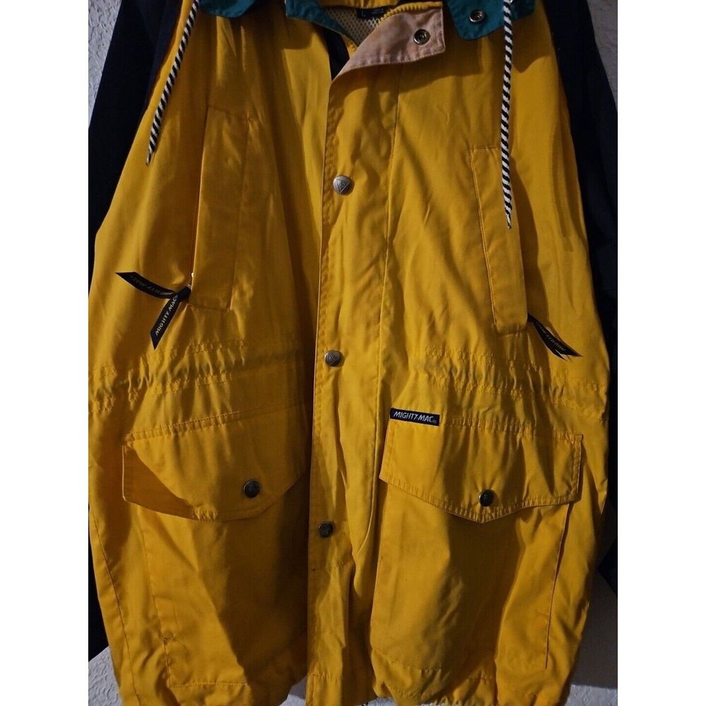 Vintage Mighty Mac Mens size Large Lightweight Yellow Jacket With Hood & Pockets